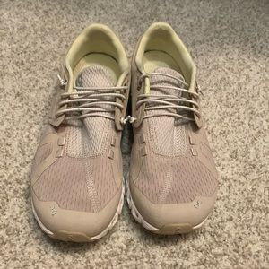 ON Cloud 5 Shoes